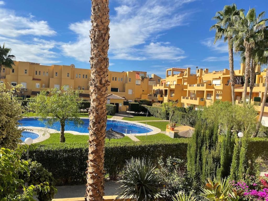 A Stunning 2 Bedroom Apartment 5 Min Walk To The Beautiful Beaches Of Vera Playa Playas de Vera Екстериор снимка