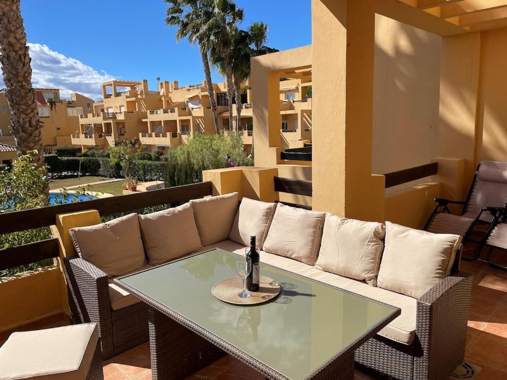 A Stunning 2 Bedroom Apartment 5 Min Walk To The Beautiful Beaches Of Vera Playa Playas de Vera Екстериор снимка